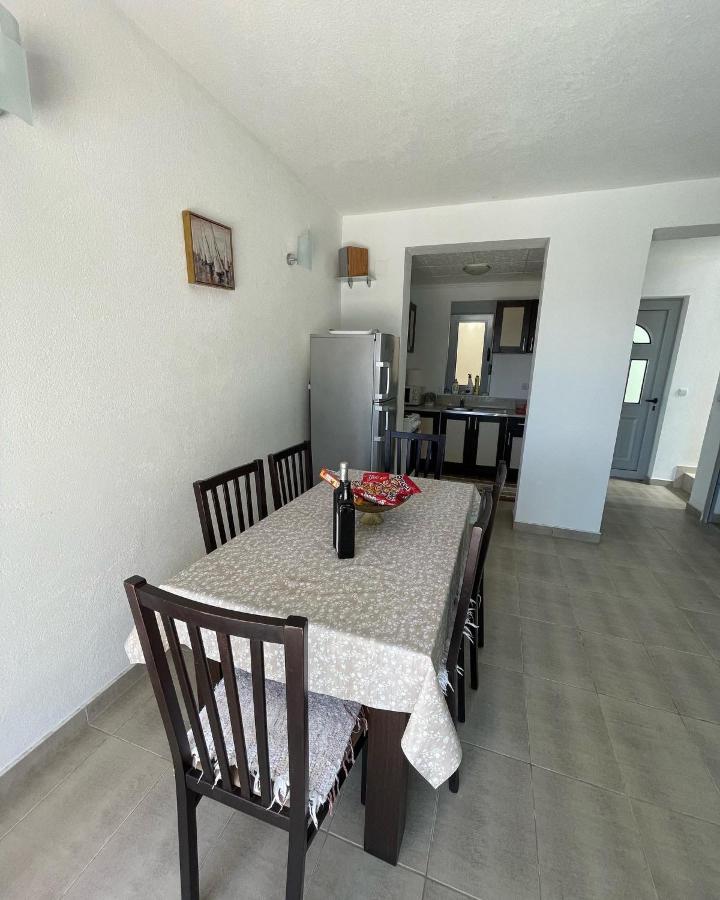 Apartman Ail 2 Ulcinj Exterior photo